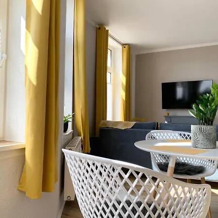 Apartment Lovely City-apartment*tiefgarage,zentrum,btu* *